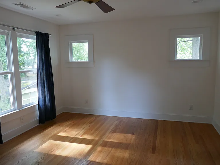 73 Mortimer St SE — Photo 18