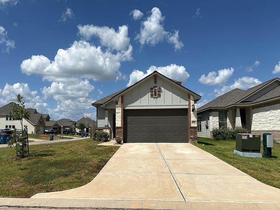 1st image of 1011 Garden Sun Dr