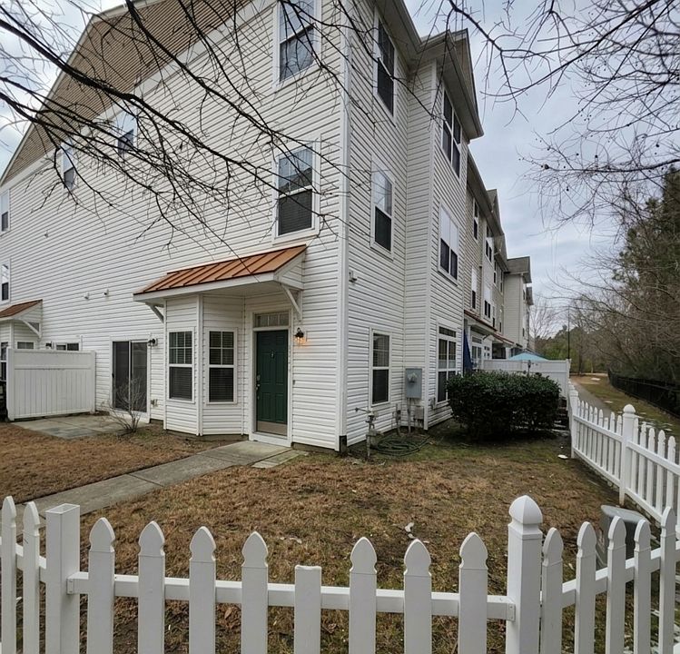 1st image of 11720 Coppergate Dr Unit 101