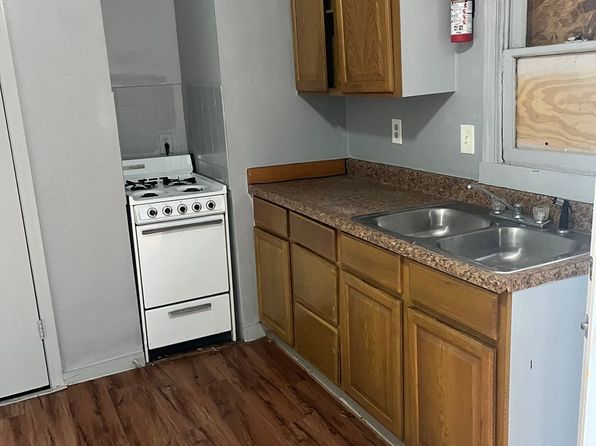 1419 Laredo St APT 5