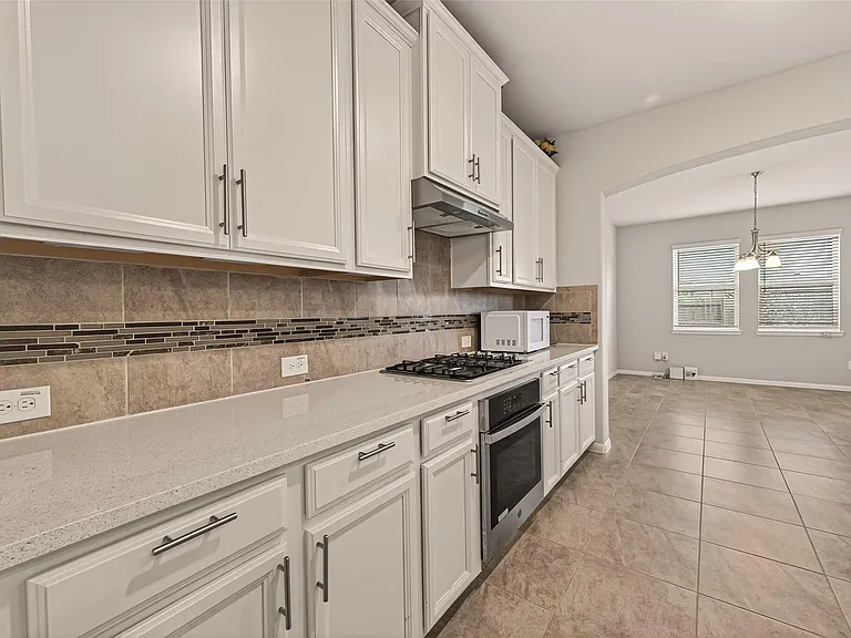 20427 Alpine Meadow Pl — Photo 13