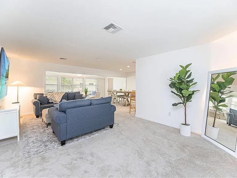 2983 Binnacle Dr — Photo 3