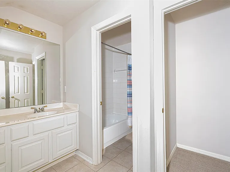 24319 Bay Hill Blvd — Photo 21
