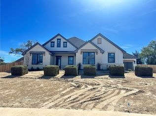 3273 Rose Hill Ln, Bryan, TX 77808