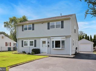 968 Willopenn Dr, Southampton, PA 18966