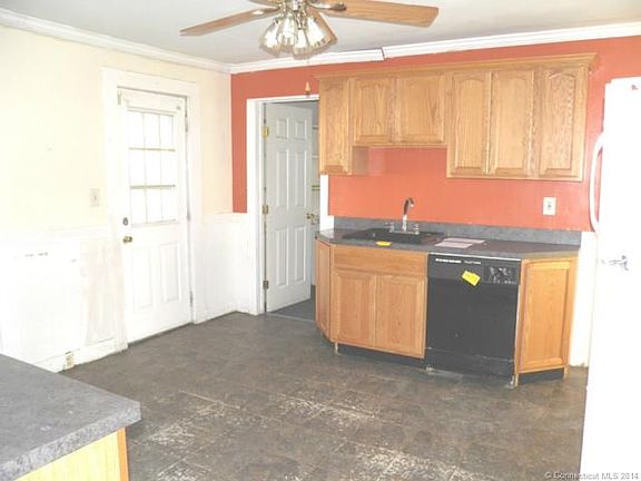 UNIT 1 KITCHEN