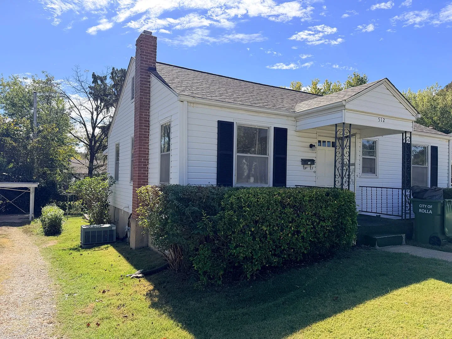 2 Bedroom Home for Rent - Convinent Rolla Location — Photo 1
