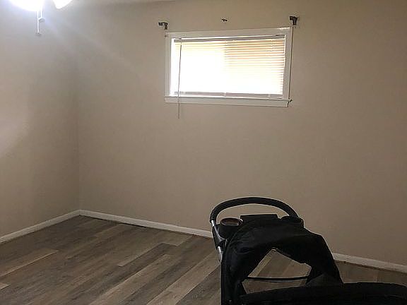 5th image of 5470 Cherry Creek Dr