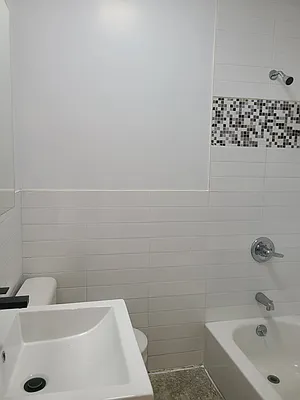 Rented by The Hamilton Group | media 23