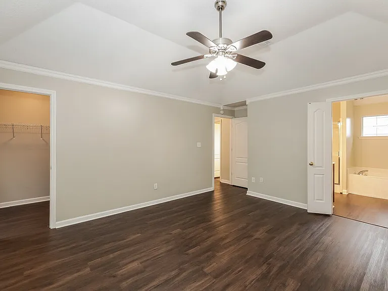 11667 Millwind Dr — Photo 11