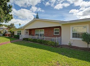 1945 19th St, Vero Beach, FL 32960