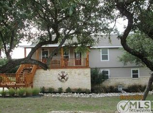 223 Campbell Dr, Canyon Lake, TX 78133