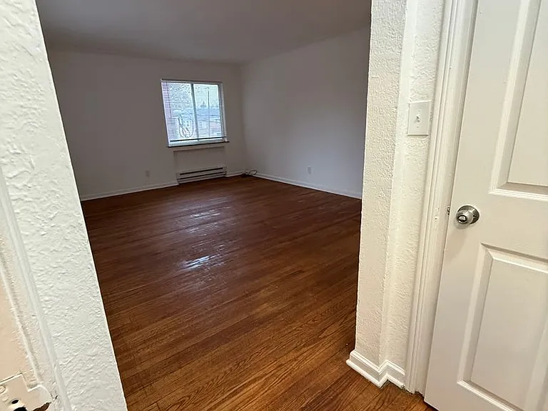 Torrey Hill Dr — Photo 1