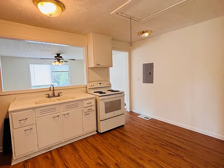 148 Maryville Cir #148 — Photo 5