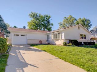 4436 Trailside Ct, Hoffman Estates, IL 60192