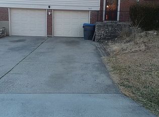 7917 Oswego Cir, Louisville, KY 40214