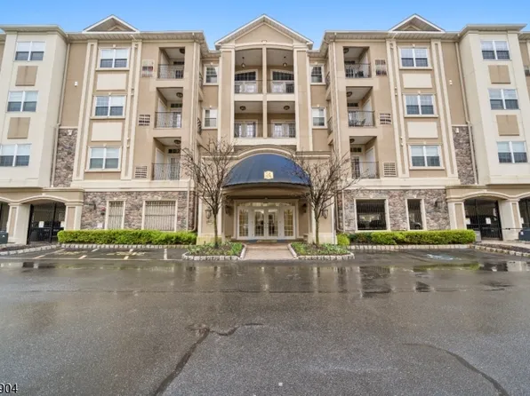 1203 Wickham Ter #1203, Clifton City, NJ 07013
