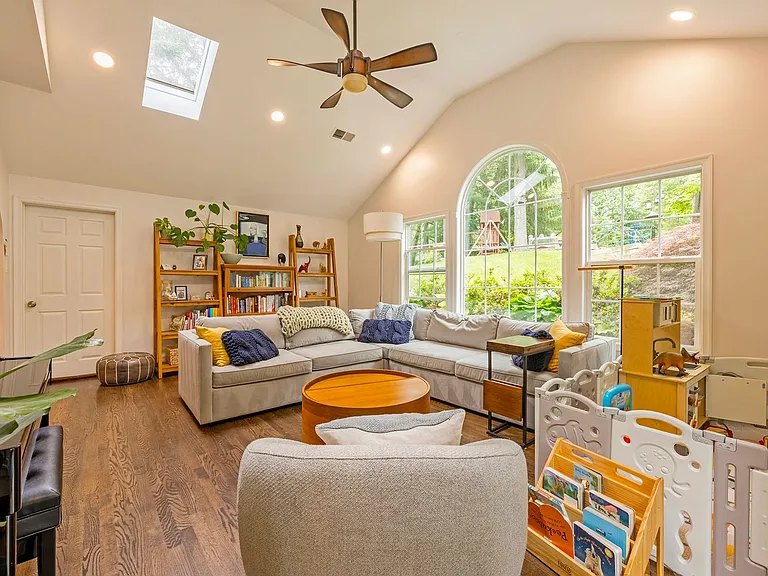 4625 Willet Dr — Photo 15