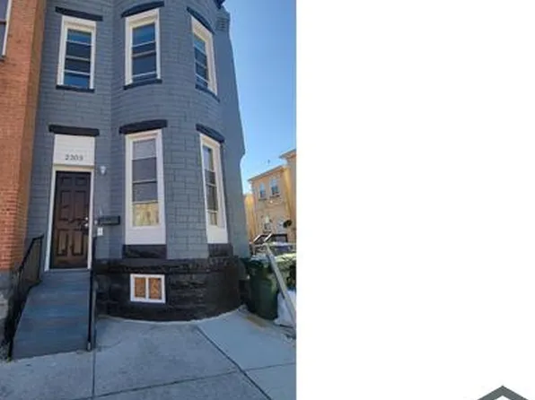 2303 E Hoffman St, Baltimore, MD 21213