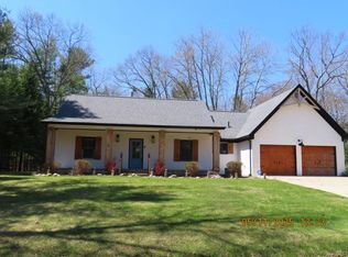 7245 Huntington Dr, Oscoda, MI 48750