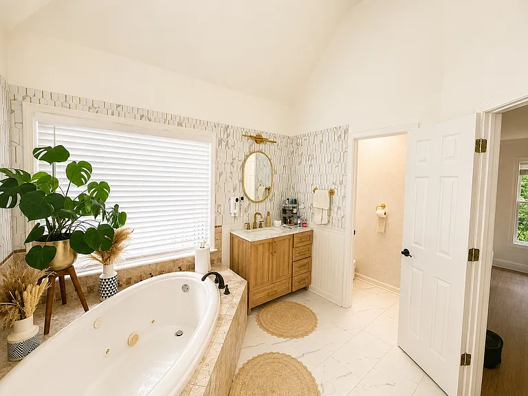 6730 Ridgefield Dr — Photo 24