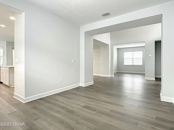 4th image of 829 Bama Breeze Dr