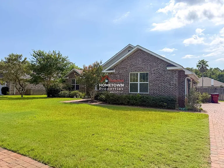 1467 W Shores Blvd — Photo 45