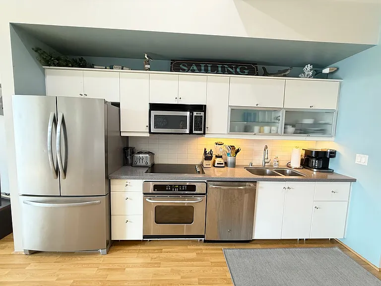 350 W Ash St #806 — Photo 4