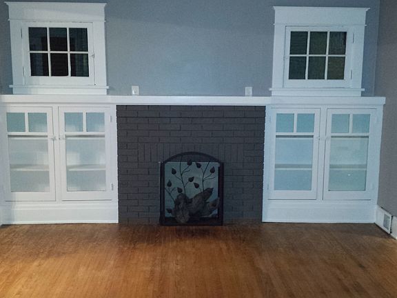 Fireplace With Side Cabinets