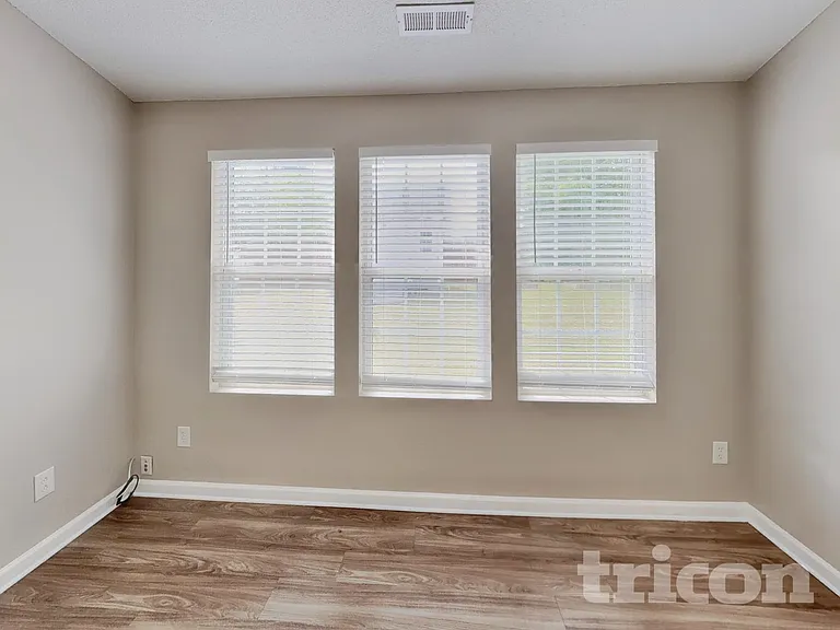 3120 Riverbrooke Dr — Photo 7