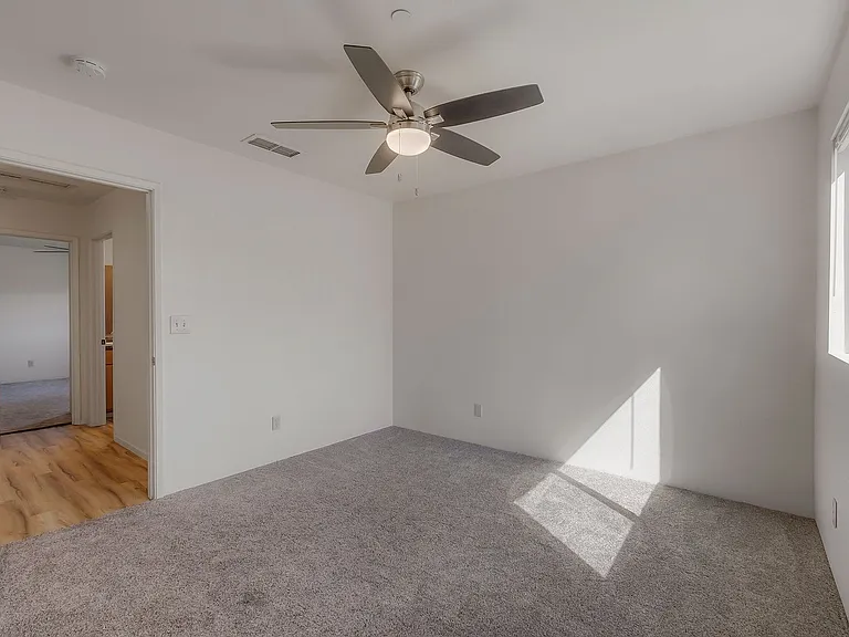 406 Nord Ave — Photo 30
