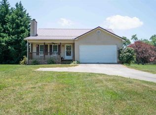 151 King St, Clermont, GA 30527