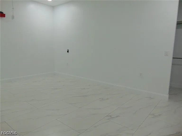 9020 E Castle Cir — Photo 13