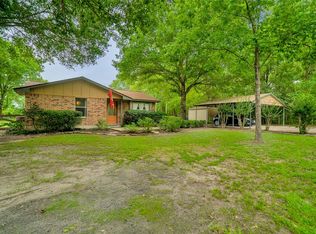 28 Cauthen Dr, Huntsville, TX 77320