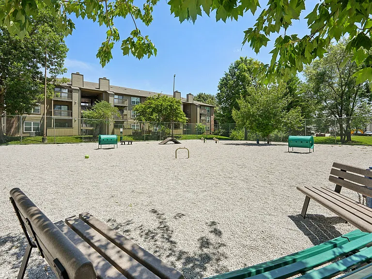 Sun River Village apartments community photo