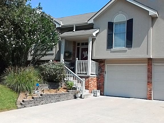 2nd image of 3107 N 39th Ter