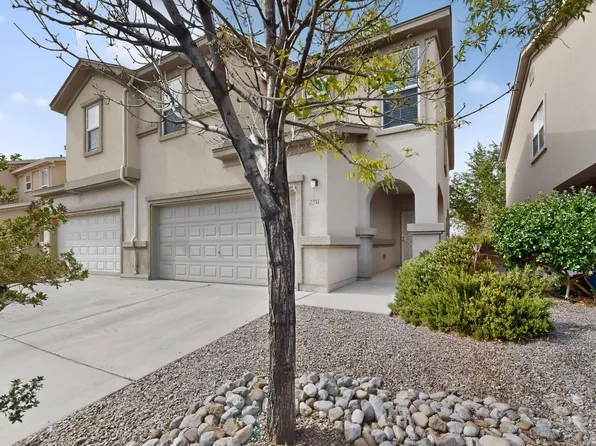 2311 Academic Pl SE, Albuquerque, NM 87106