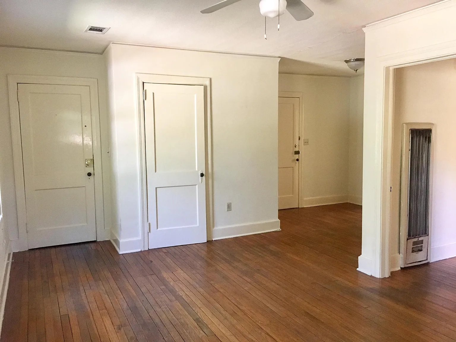 1 bed, 730 sqft, $905 — Photo 2