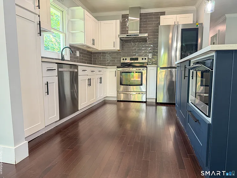 17 Kingsbury Rd — Photo 11