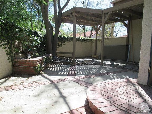 3rd image of 895 Via Colinas