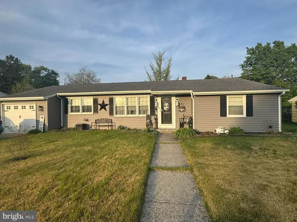 731 W Ivy Dr, Seaford, DE 19973