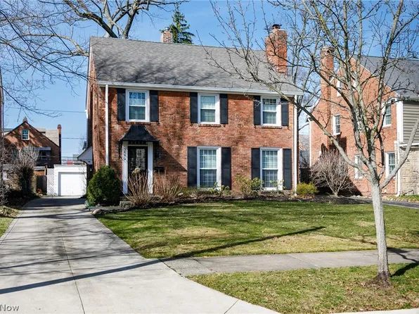 3650 Townley Rd, Shaker Heights, OH 44122