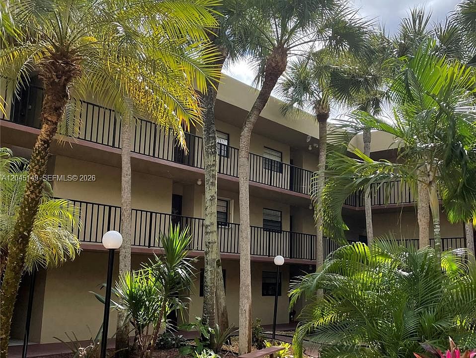 1st image of 10835 SW 112th Ave APT 212