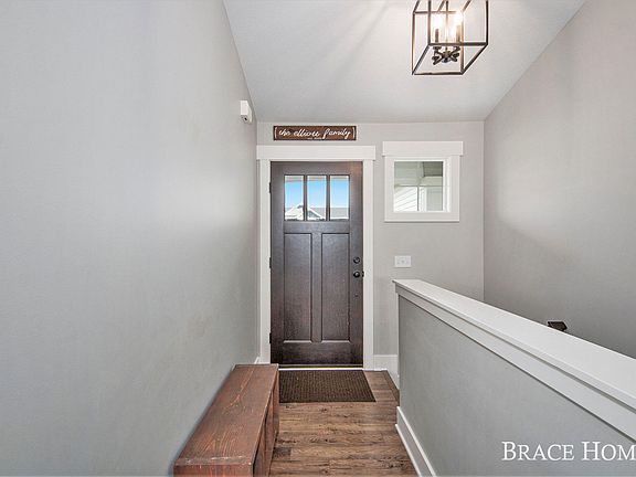 4th image of 6571 Maria Dr