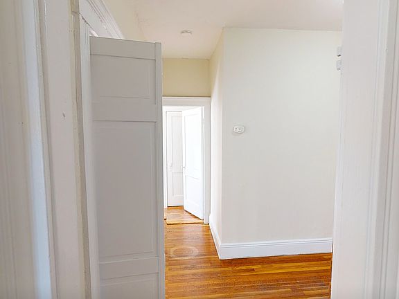 5th image of 1681 Commonwealth Ave #15-5