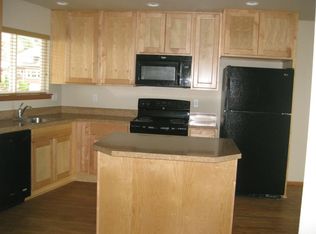 1576 Irving Ave, Astoria, OR 97103