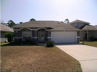 279 Tecumseh Ln, Mary Esther, FL 32569