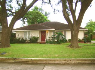 3139 Castlewood St, Houston, TX 77025