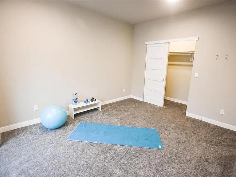 2730 Friesian Ct — Photo 22