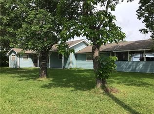 10816 Fm 1696 Rd, Bedias, TX 77831